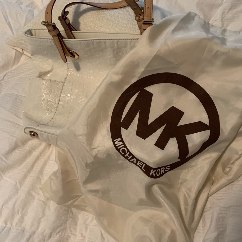White Michael Kors Purse